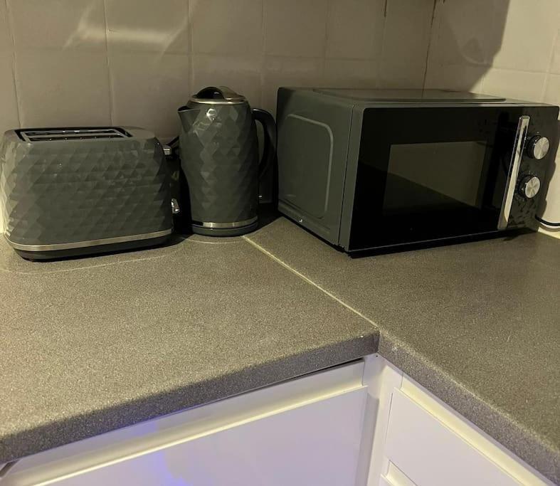 לונדון Lovely, Two Bedroom Apartment Central Location מראה חיצוני תמונה