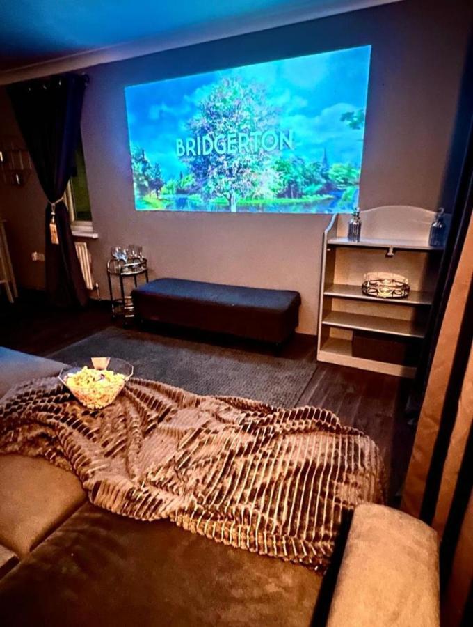 לונדון Lovely, Two Bedroom Apartment Central Location מראה חיצוני תמונה