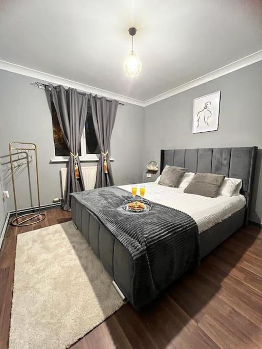 לונדון Lovely, Two Bedroom Apartment Central Location מראה חיצוני תמונה